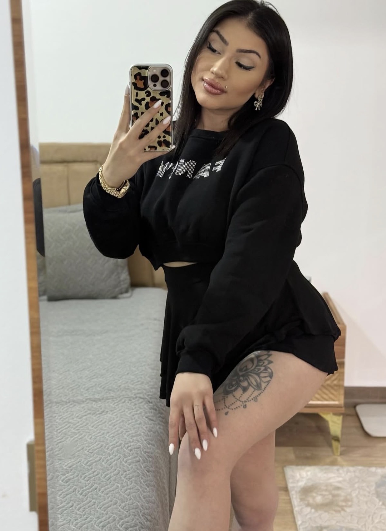 Biga Duruşu Güçlü Kadın Escort Bayan Mina